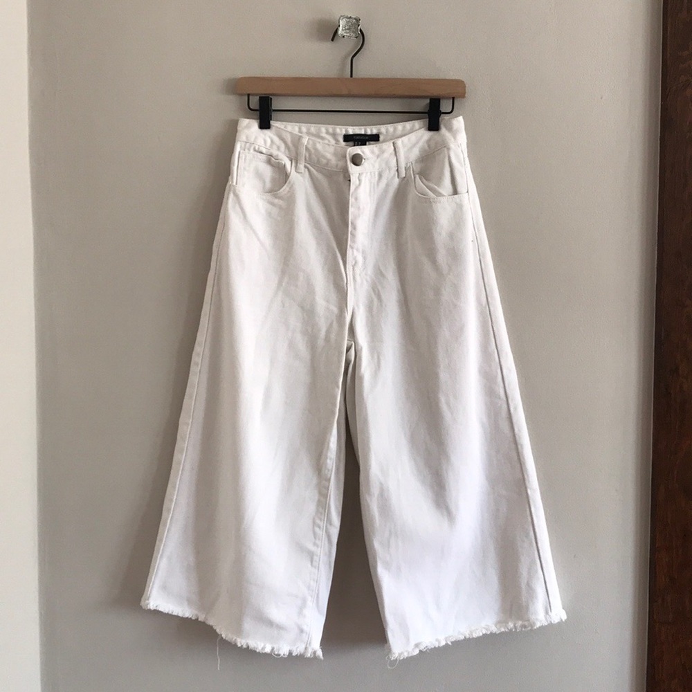 Forever 21 high waisted white culotte jeans